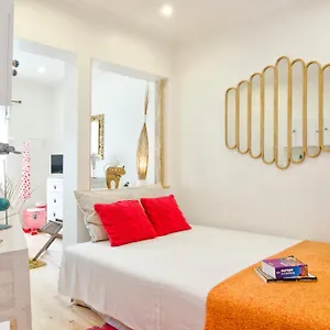 https://lisbon-core-apartments-in-bairro-alto-chiado.hotels-lisbon-portugal.com